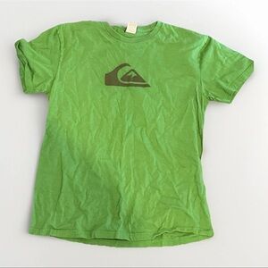 Vintage Y2K Quiksilver T-Shirt Green Size L Surf Skate Streetwear Retro Tee